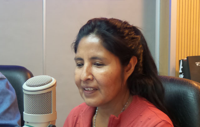 Lidia Mamani, docente de La Merced, en Viva la Radio.