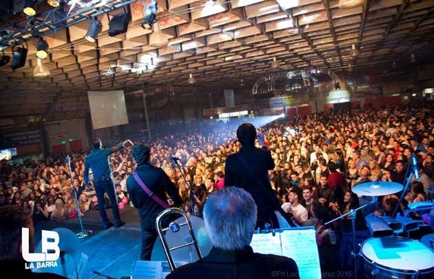 Una multitud llenó Villa Retiro (Gentileza: Lucas SocialPhotos).