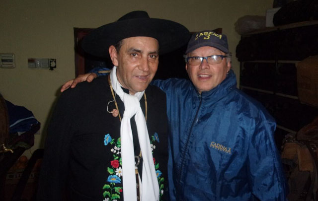 "El Chaqueño" Palavecino, feliz ene l cierro del Festival del Trichaco.