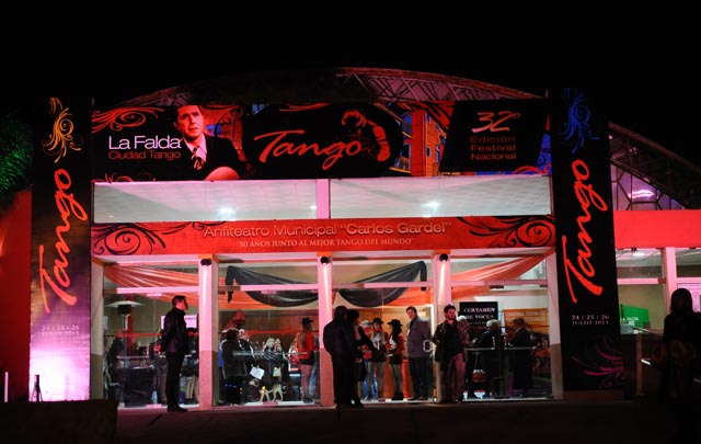 Abrió la 32ª edición del Festival Nacional de Tango de La Falda.