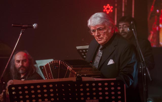 Osvaldo Piro y su orquesta, figura de la noche inaugural del festival.