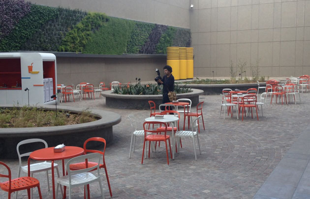 La prensa recorrió las instalaciones de Casa Naranja.