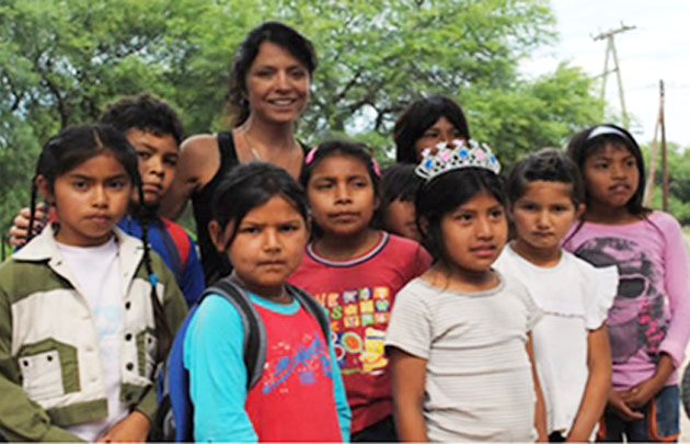 La cantante colabora con comunidades aborígenes desde hace años.