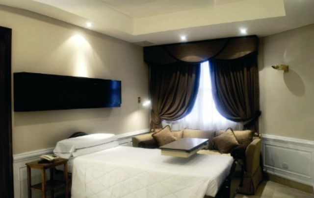 Así es la habitación 410, donde se internará Florencia Kirchner (Foto: Big Bang).