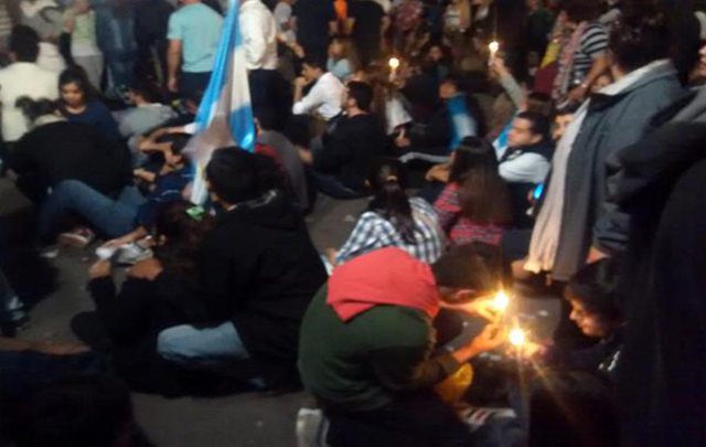 AUDIO: Nueva marcha en Tucumán frente a la Casa de Gobierno (Informe de Esteban Migliazzo)