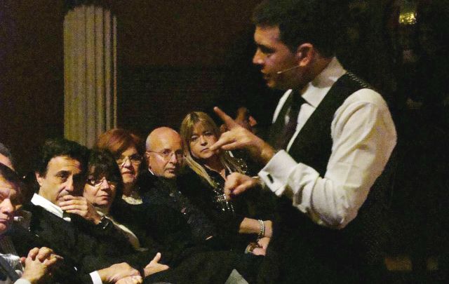 Pablo Rossi, en la presentación de su libro en el Teatro Real de Córdoba. 