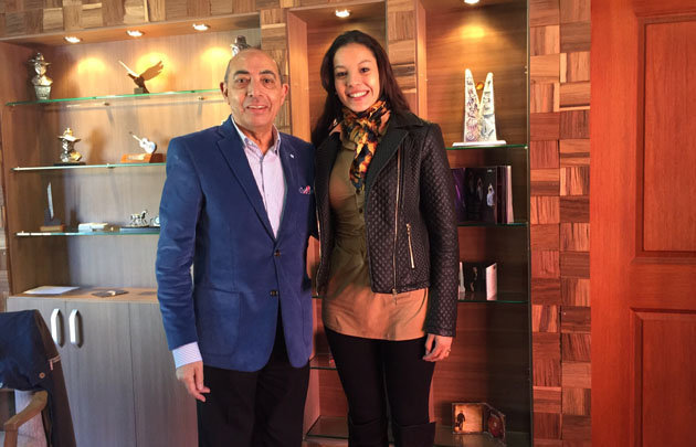 Mario Pereyra junto a Valeria, la esposa de Jorge Rojas.