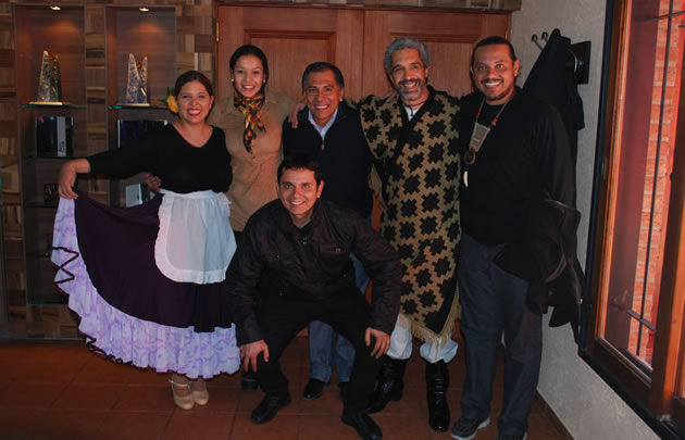 Geo, Valeria, Lucio, el Turco y Juan Rojas.