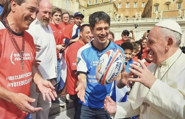 El papa bendijo al Rugby Sin Fronteras.