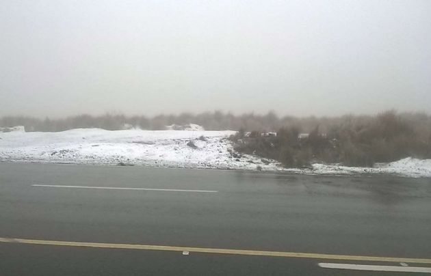 Nieve al costado del Camino de las Altas Cumbres (Foto: Cecilia, oyente de Cadena 3)