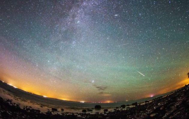 El paso del asteroide Faetón hará caer 120 meteoros por hora. (Archivo)