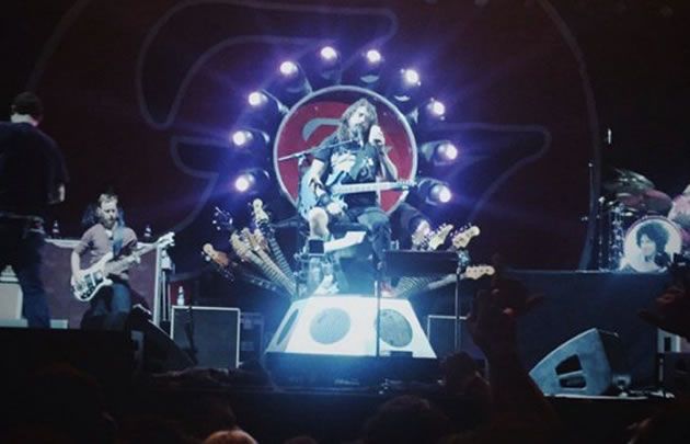 Foo Fighters cumplió su palabra y tocó en Cesena (Foto: @CochinoPop)