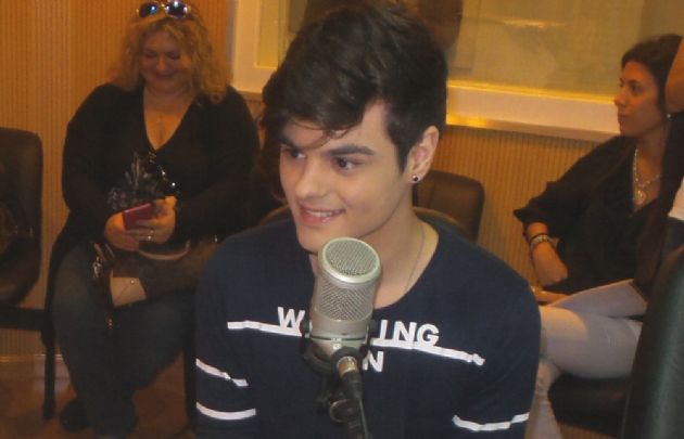 El joven cantante español reconoció que sus familiares son cantantes.