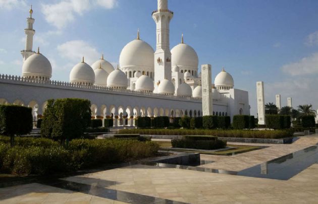 La gran Mezquita del jeque Zaied