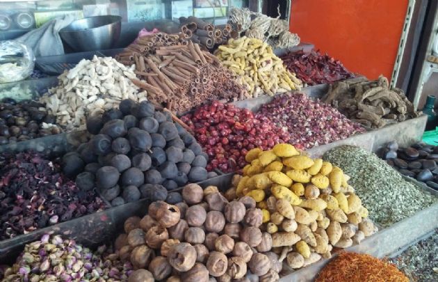 El Zoco de Oro, centro de especias y joyas en Duibái.