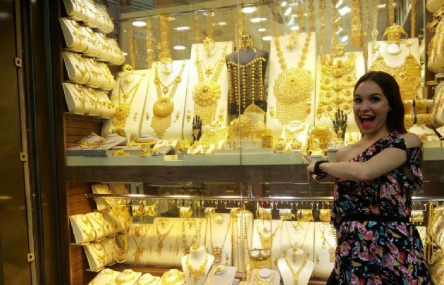 El Zoco de Oro, centro de especias y joyas en Duibái.