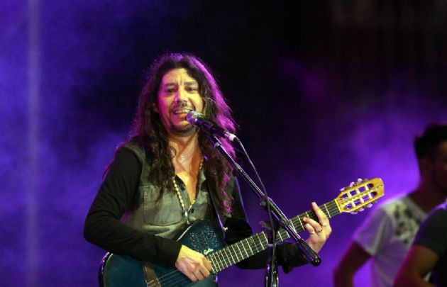 Facundo Toro durante su show en el festival de Jesús María 2016.