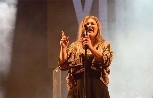 Amaia Montero cantó aproximadamente una hora (Foto: Facebook Festival de la Salamanca