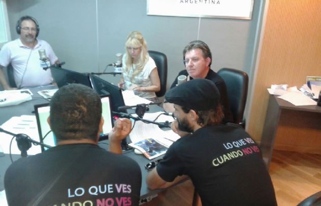 Parte del elenco de Teatro Ciego visitó Cadena 3.