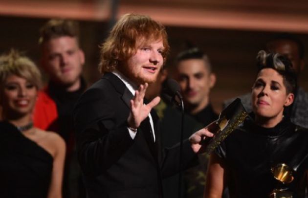 Ed Sheeran se llevó su primer Grammy por 