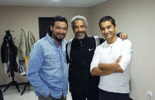 Genesir con Los Tekis. Se presentaron anoche en la Fiesta del Lago