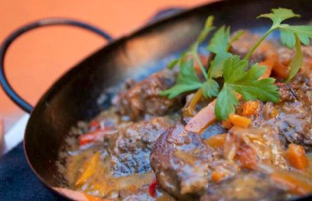 Cordero al disco,uno de los platos típicos del sur.