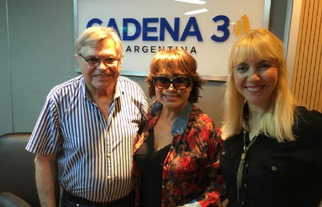 Betiana Blum visitó los estudios de Cadena 3.