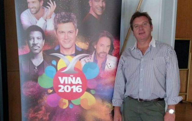 Guillermo Hemmerling transmitiendo desde Viña del Mar, Chile.