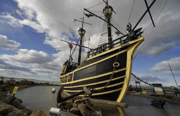 Réplica de la embarcación de Fernando de Magallanes en San Julián, Santa Cruz. 