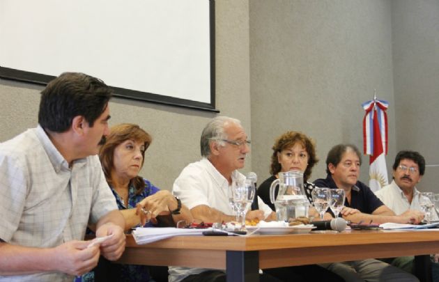 La Asamblea de la UEPC había decidido un paro por 48 horas.