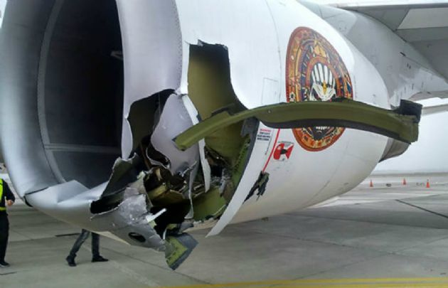 - El avión Ed Force One sufrió un desperfecto en Chile.