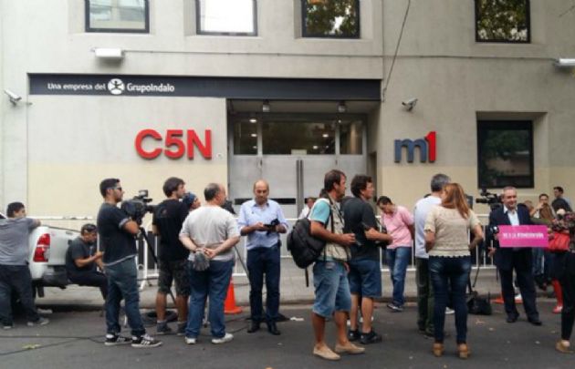 Allanaron oficinas de empresas del Grupo Indalo.