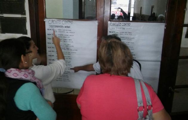 Las elecciones internas del radicalismo se desarrollan este domingo en Río Cuarto.