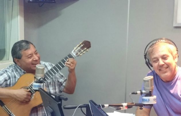 Las Voces de Orán en los estudios de Cadena 3.