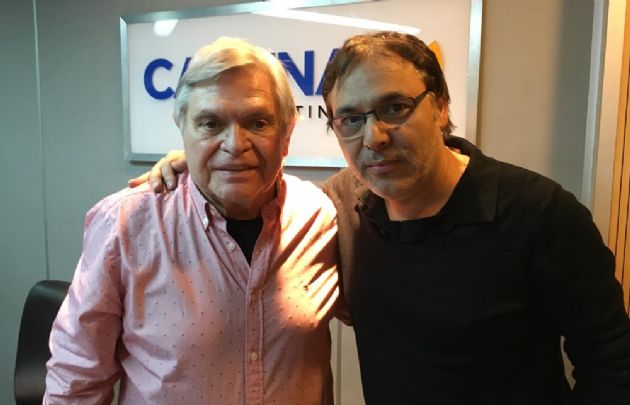 Rony Vargas junto a Gabriel Rolón.