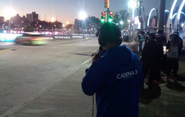 Cadena 3 hizo vibrar a los espectadores y oyentes con los relatos de la carrera. 