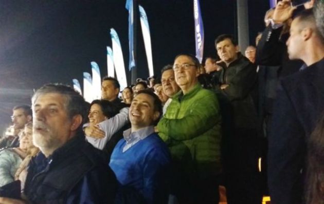 El gobernador Schiaretti estuvo en el Súper Especial en el Centro Cívico. 