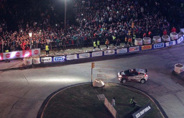 El Súper Especial en el Centro Cívico dio inicio al Rally Mundial de Argentina. 