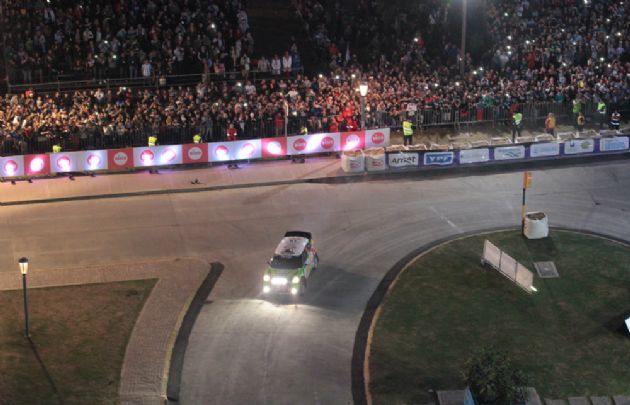 El Súper Especial en el Centro Cívico dio inicio al Rally Mundial de Argentina. 