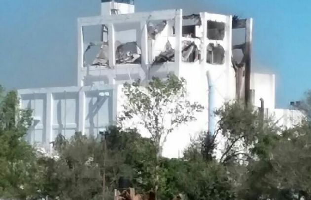 Una de las torres estalló, pero no hubo víctimas.