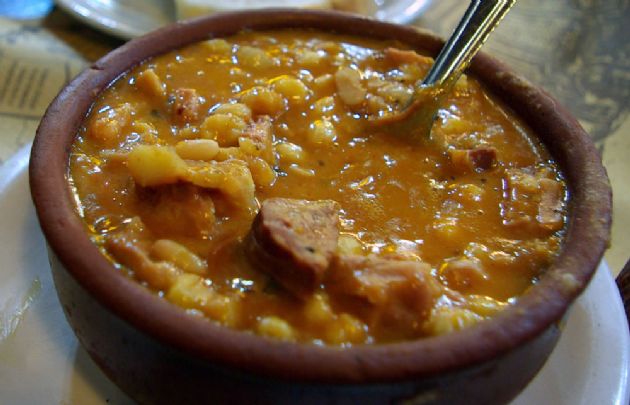 El locro es un plato típico para el Día del Trabajador.