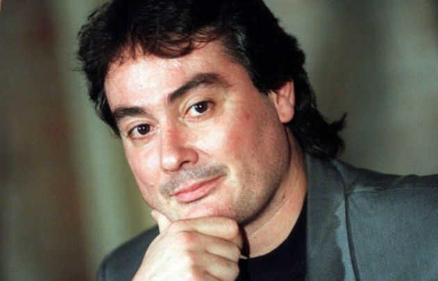 Gary murió el 9 de noviembre de 2001. 