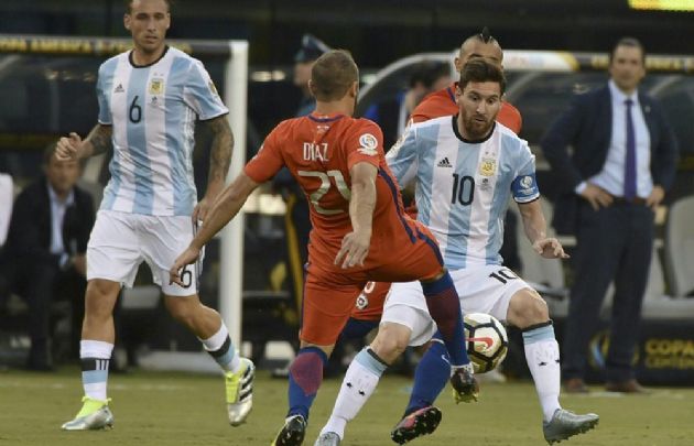 Messi sigue sin poder levantar una copa con la Selección. 