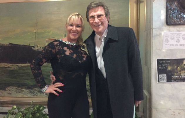 Celeste Benecchi es maestra de ceremonia en el festival junto a Silvio Soldán.