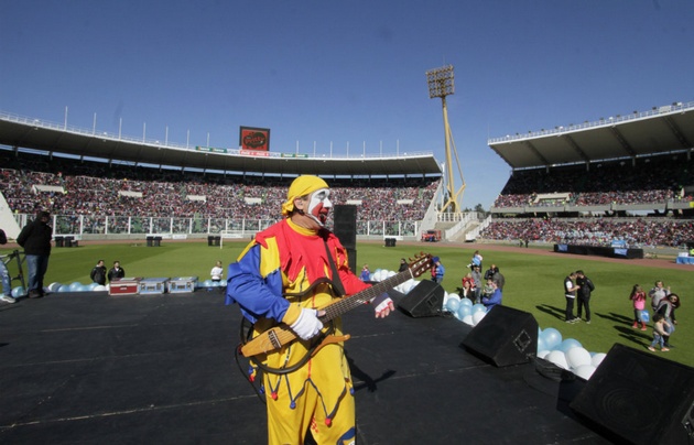 Piñón y sus clásicos animaron a los más chicos.