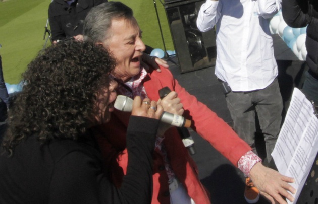 La Mona y Palito, juntos en el Kempes.