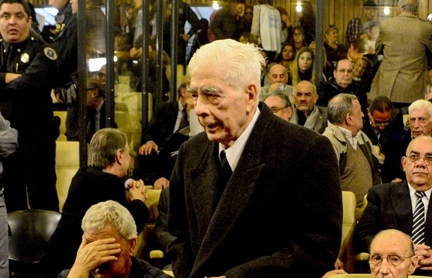 Luciano Benjamín Menéndez fue condenado a perpetua.