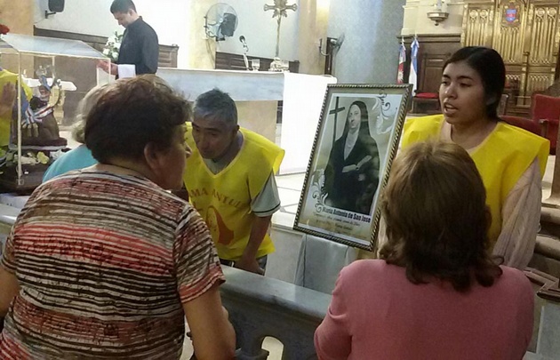 Llegó el momento más esperado por los fieles.