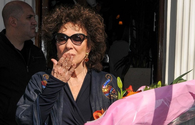 Cacho Castaña se casó por tercera vez a los 74 años.