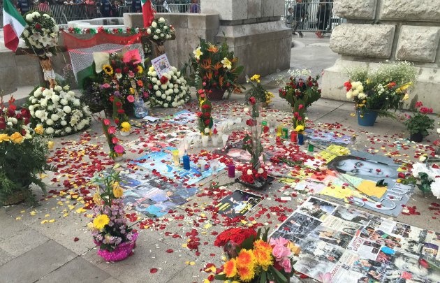 Despiden las cenizas de Juan Gabriel.